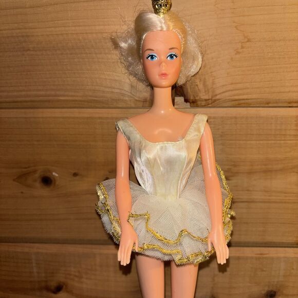 Ballerina Barbie Doll 1966 Mattel Legs Bend Click Arms/Hold Crown Tutu VNTG - Picture 6 of 16